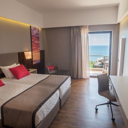 รามาดา พลาซา บาย วินด์แฮม ทรากี Hotel อเล็กซานโดรโพลิส ภายนอก รูปภาพ A room at the hotel