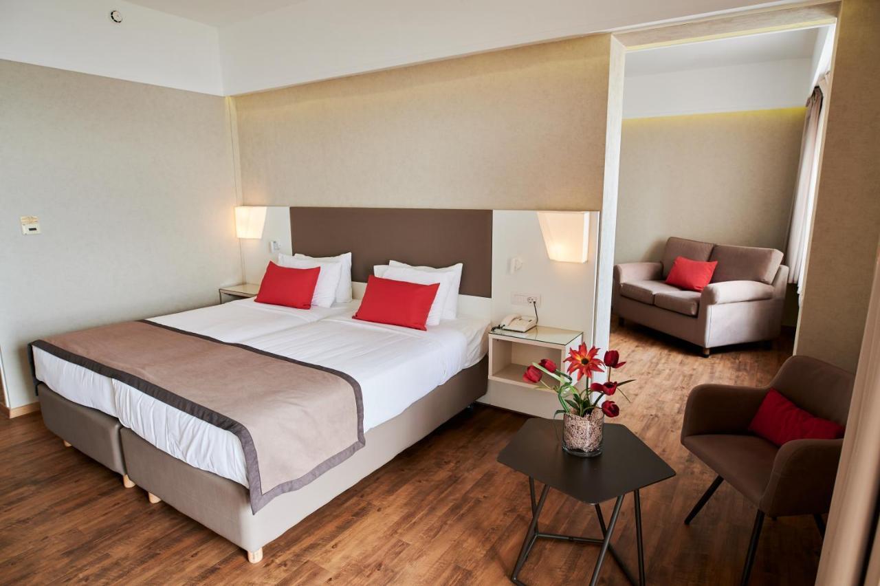 รามาดา พลาซา บาย วินด์แฮม ทรากี Hotel อเล็กซานโดรโพลิส ภายนอก รูปภาพ A room at the hotel