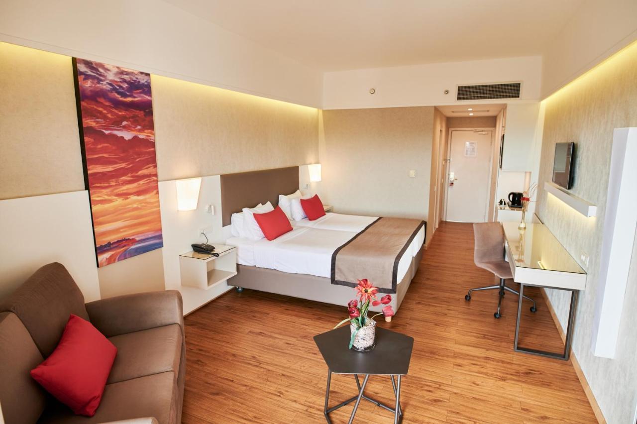 รามาดา พลาซา บาย วินด์แฮม ทรากี Hotel อเล็กซานโดรโพลิส ภายนอก รูปภาพ Deluxe Room
